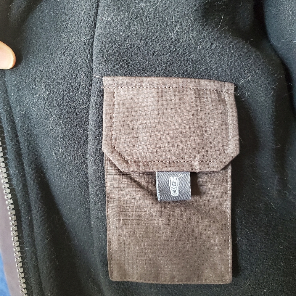Classic Izod Sport Jacket Men's, XL, Brown, Black Fleece Inside, Great Jacket - Picture 6 of 7